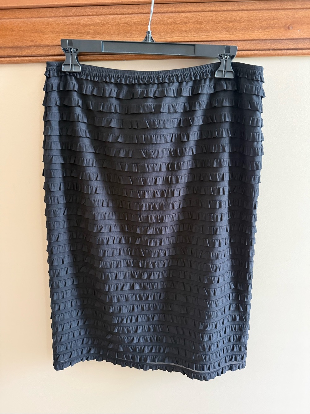 Black Ruffle-Detail Pencil Skirt